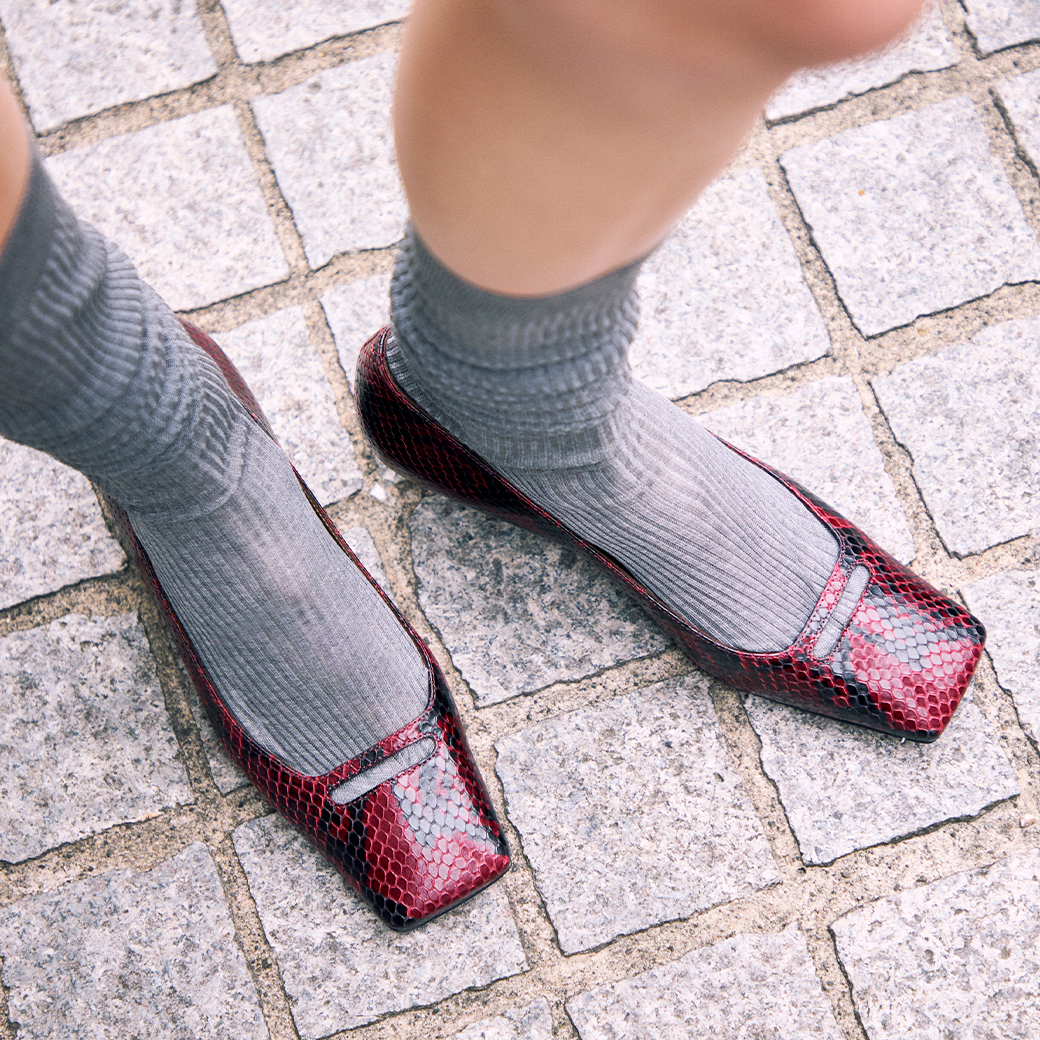 【限定値下げ】美品　ペリーコ　フラットパンプス　パイソン　ANELLI ミント 美品】PELLICOフラットパンプス 限定値下げ】美品 ペリーコ フラット