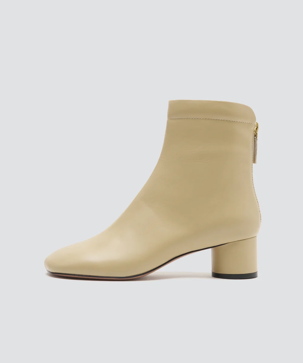 VOLA ショートブーツ 4.5cm BEIGE